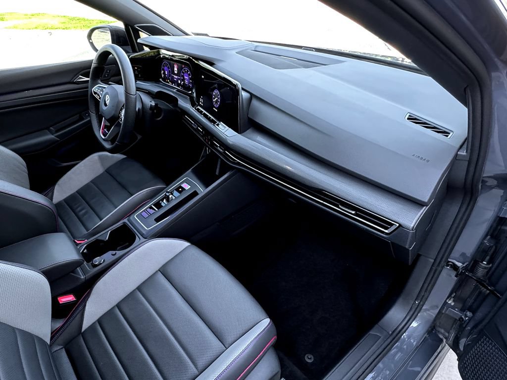 Used 2022 Volkswagen GTI Autobahn FWD image 38