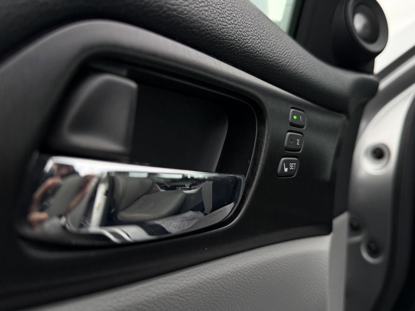 Used 2015 Honda Accord EX-L image 14