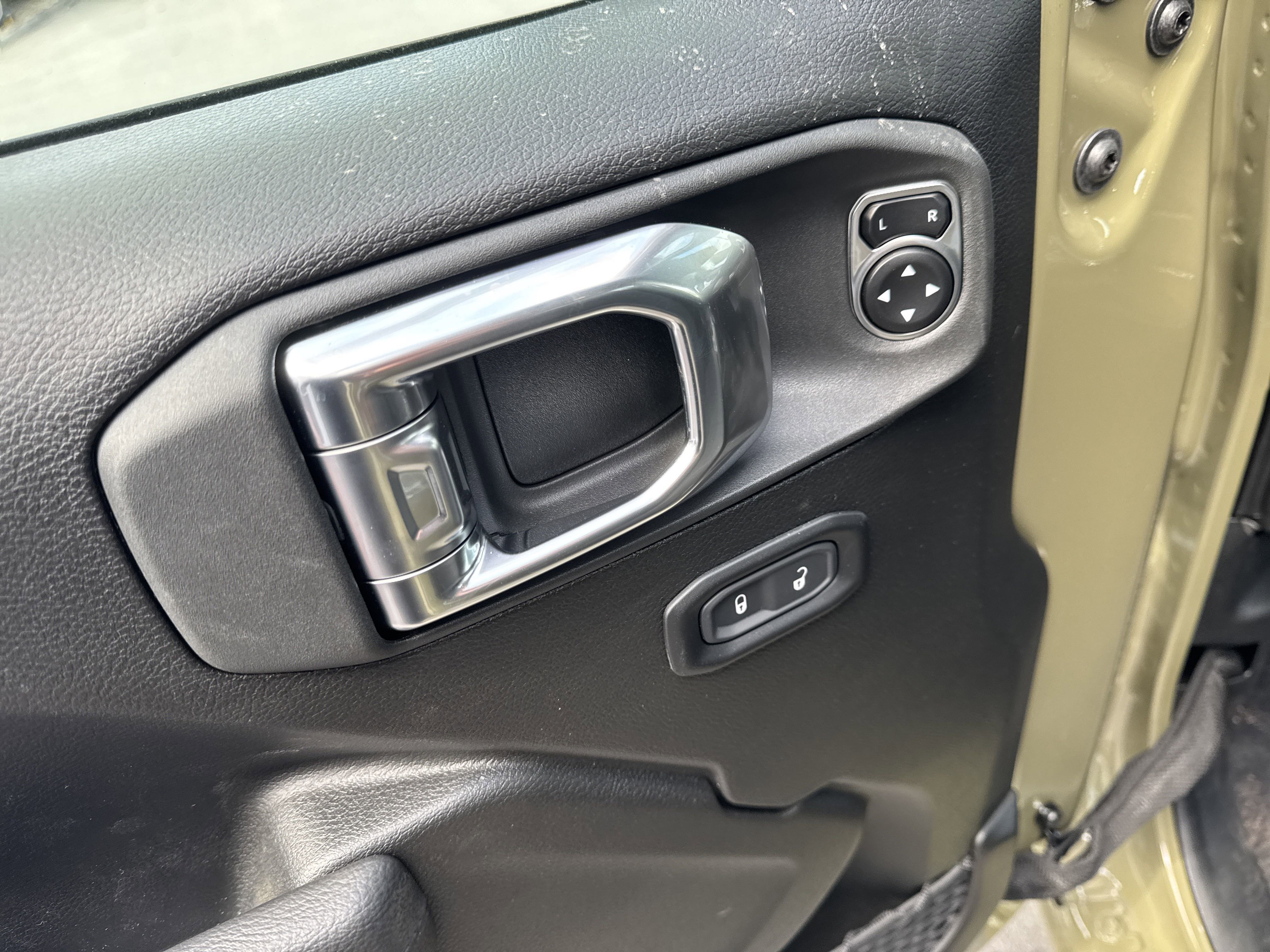 New 2025 Jeep Wrangler Sport S image 16