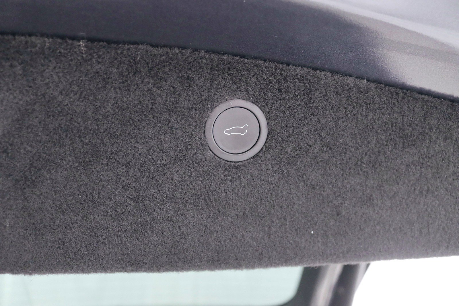 Used 2024 Tesla Model X image 39