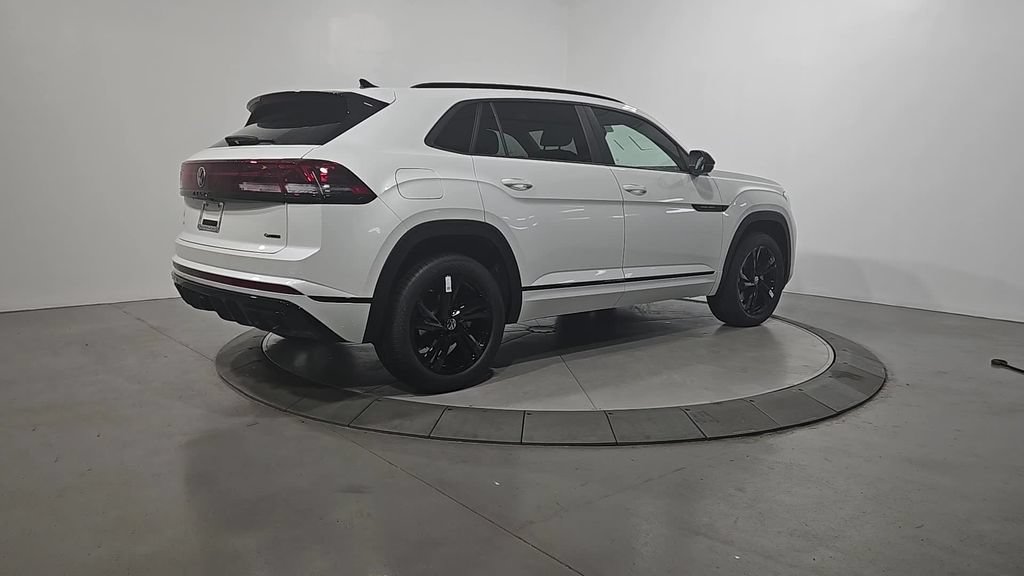 New 2026 Volkswagen Atlas Cross Sport SEL R-Line AWD/4WD image 5