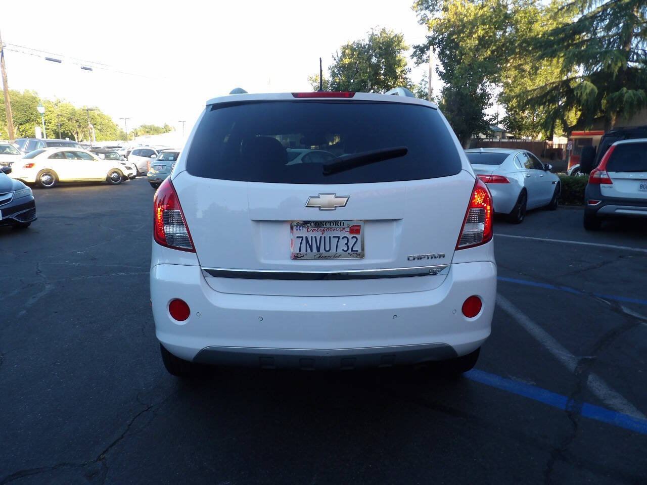 Used 2015 Chevrolet Captiva Sport LTZ FWD image 10
