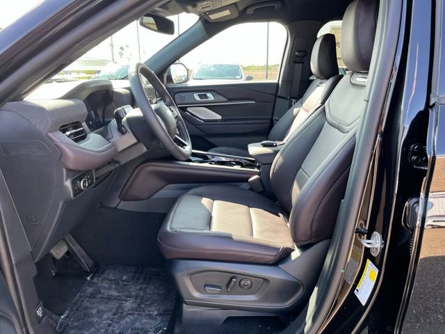 New 2026 Ford Explorer Platinum image 15