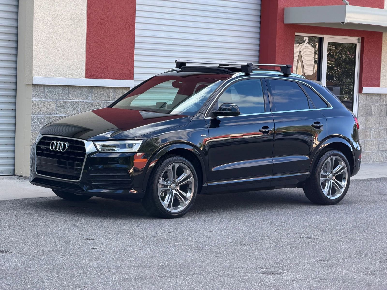 Used 2017 Audi Q3 2.0T Prestige w/ Prestige Package AWD/4WD image 12