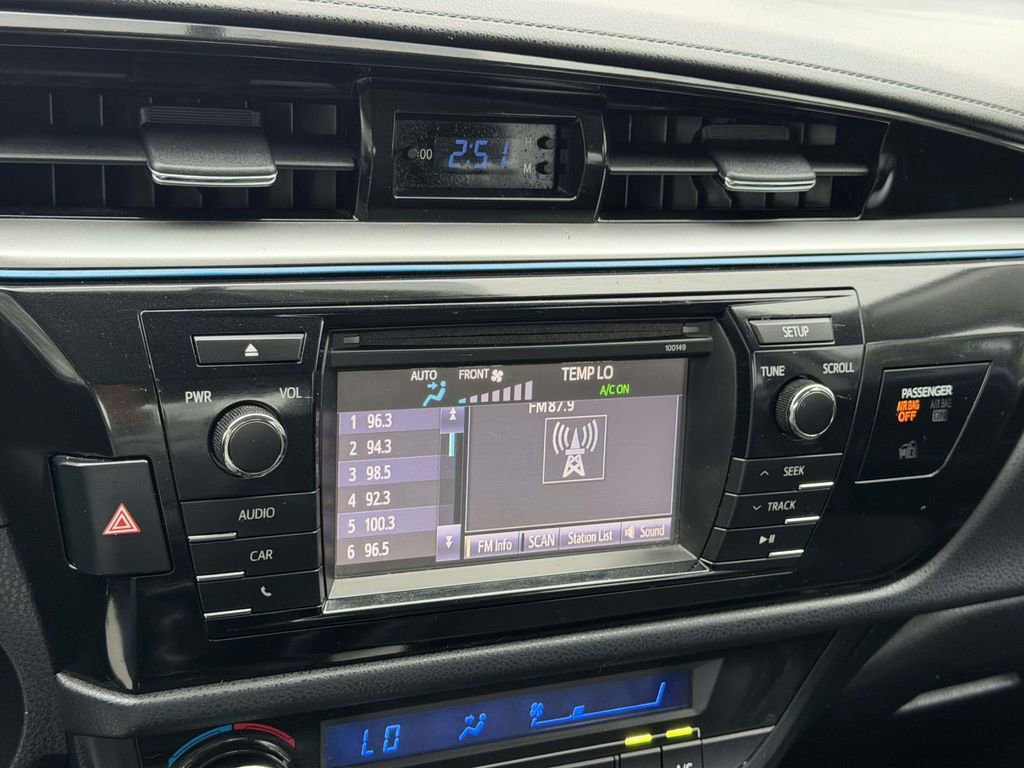 Used 2015 Toyota Corolla S FWD image 3