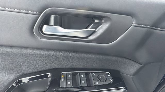 New 2026 Nissan Pathfinder SL image 20