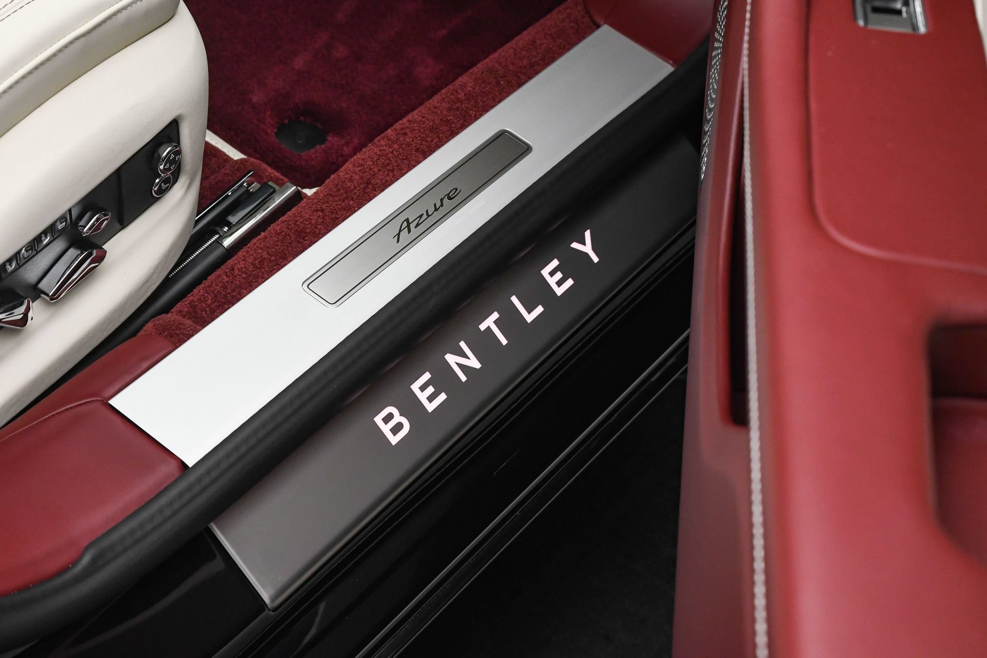 New 2026 Bentley Flying Spur Plug-In Hybrid AWD/4WD image 44