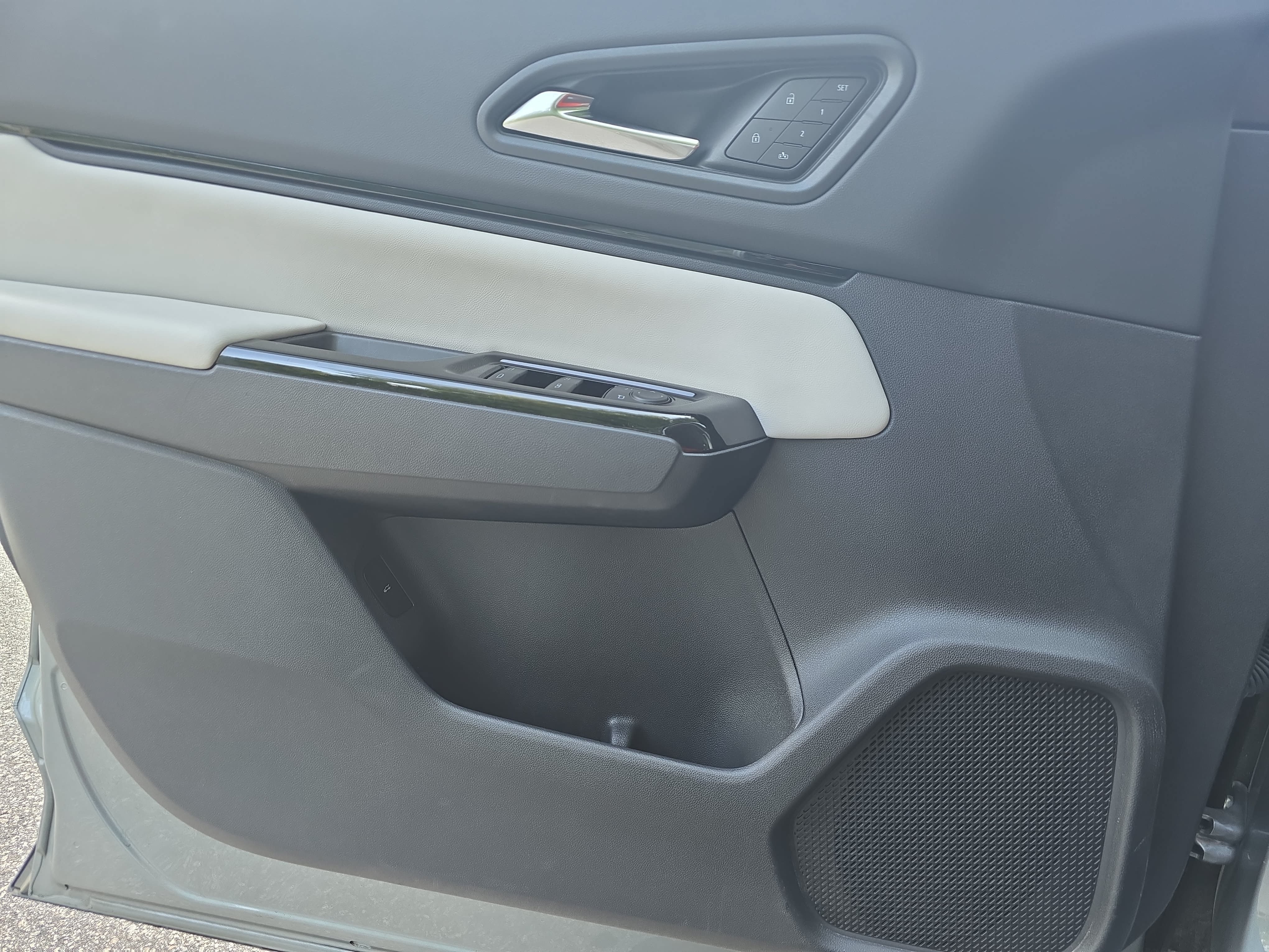 Used 2025 Honda Prologue Touring image 24