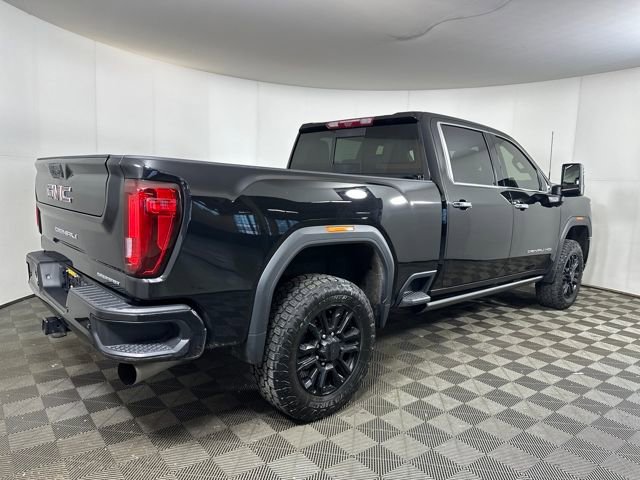 Used 2023 GMC Sierra 2500 Denali w/ Denali Black Diamond Edition image 3