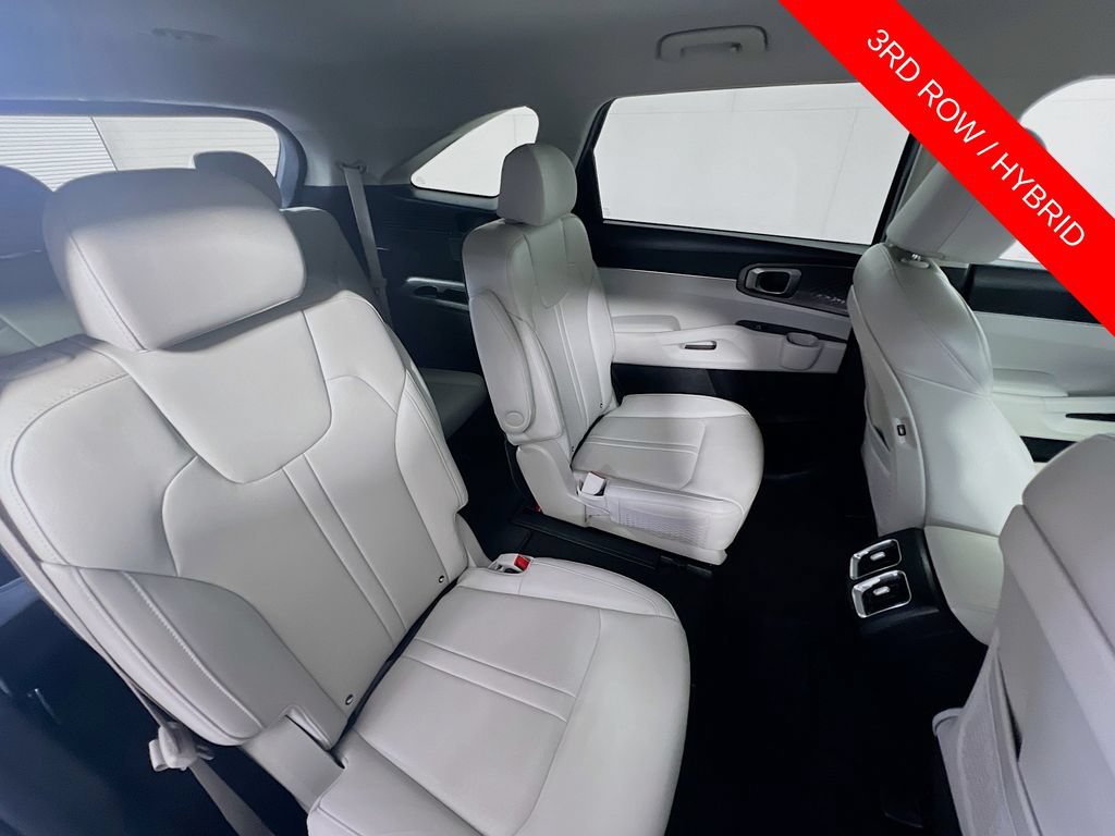 Certified 2023 Kia Sorento EX AWD/4WD image 30