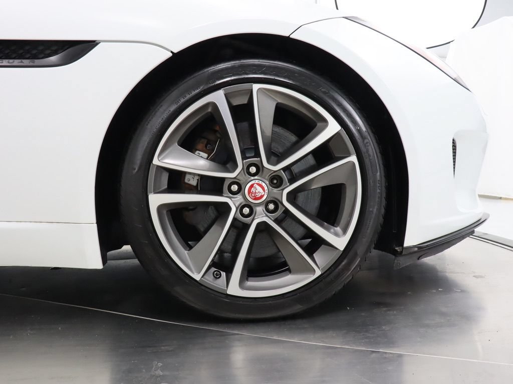 Used 2020 Jaguar F-TYPE Convertible RWD image 36
