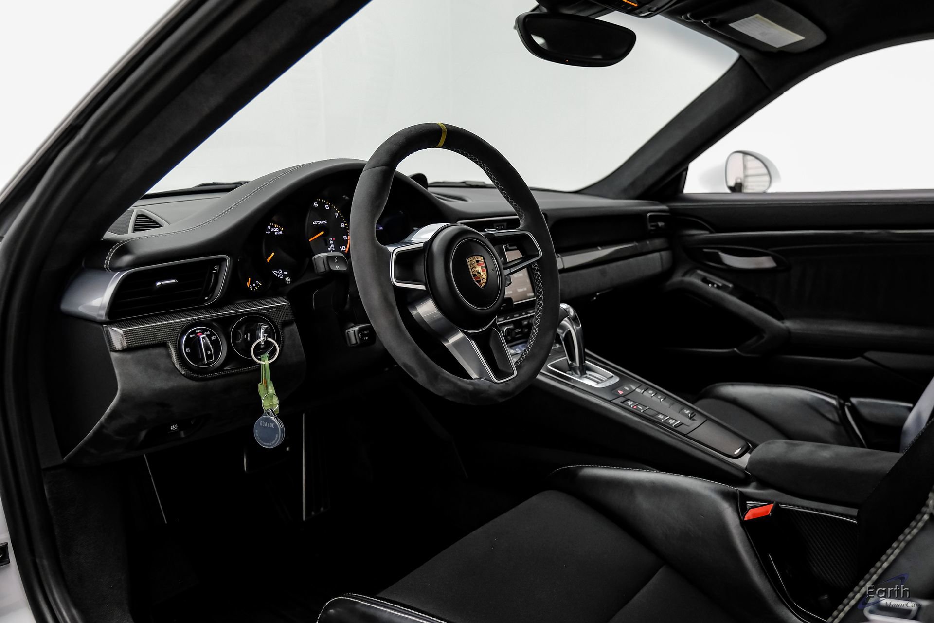 Used 2016 Porsche 911 GT3 RS RWD image 45
