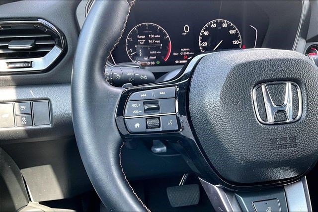 Certified 2025 Honda Pilot TrailSport image 11