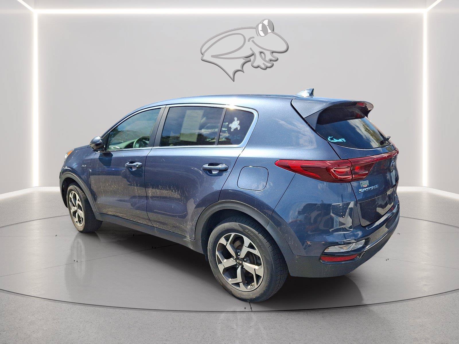 Used 2020 Kia Sportage LX w/ LX Popular Package AWD/4WD image 2