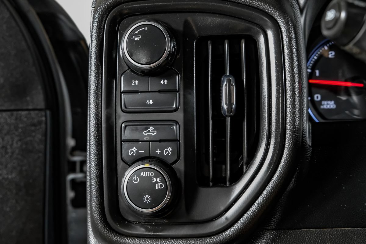Used 2024 Chevrolet Silverado 3500 W/T AWD/4WD image 24