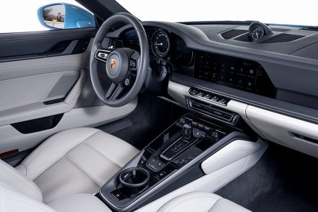 Used 2024 Porsche 911 Carrera 4S image 48