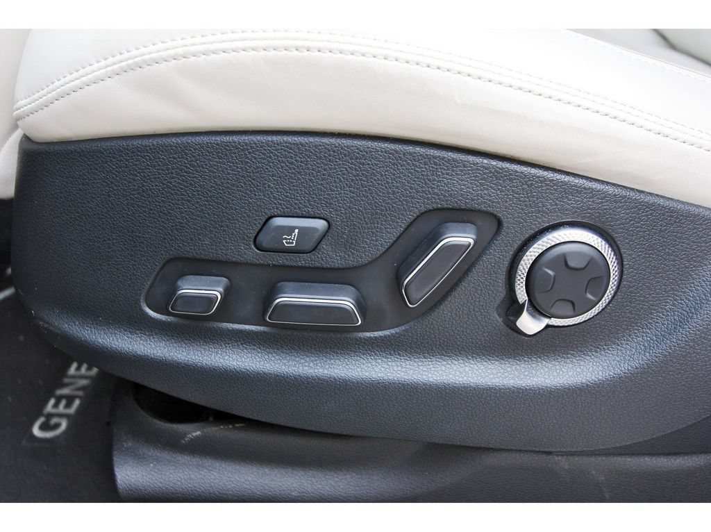 Used 2023 Genesis Electrified GV70 w/ Prestige Package AWD/4WD image 33