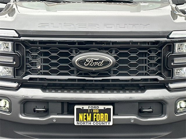 New 2025 Ford F250 Lariat w/ Lariat Ultimate Package image 44