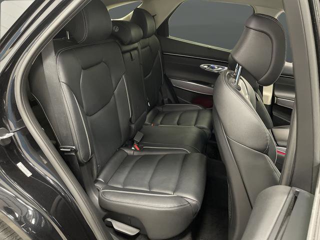 Used 2023 Genesis GV70 2.5T Advanced w/ Advanced Package image 35