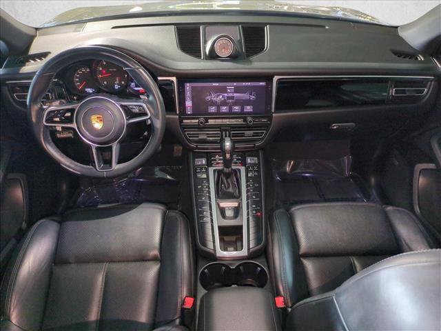 Used 2021 Porsche Macan AWD/4WD image 18