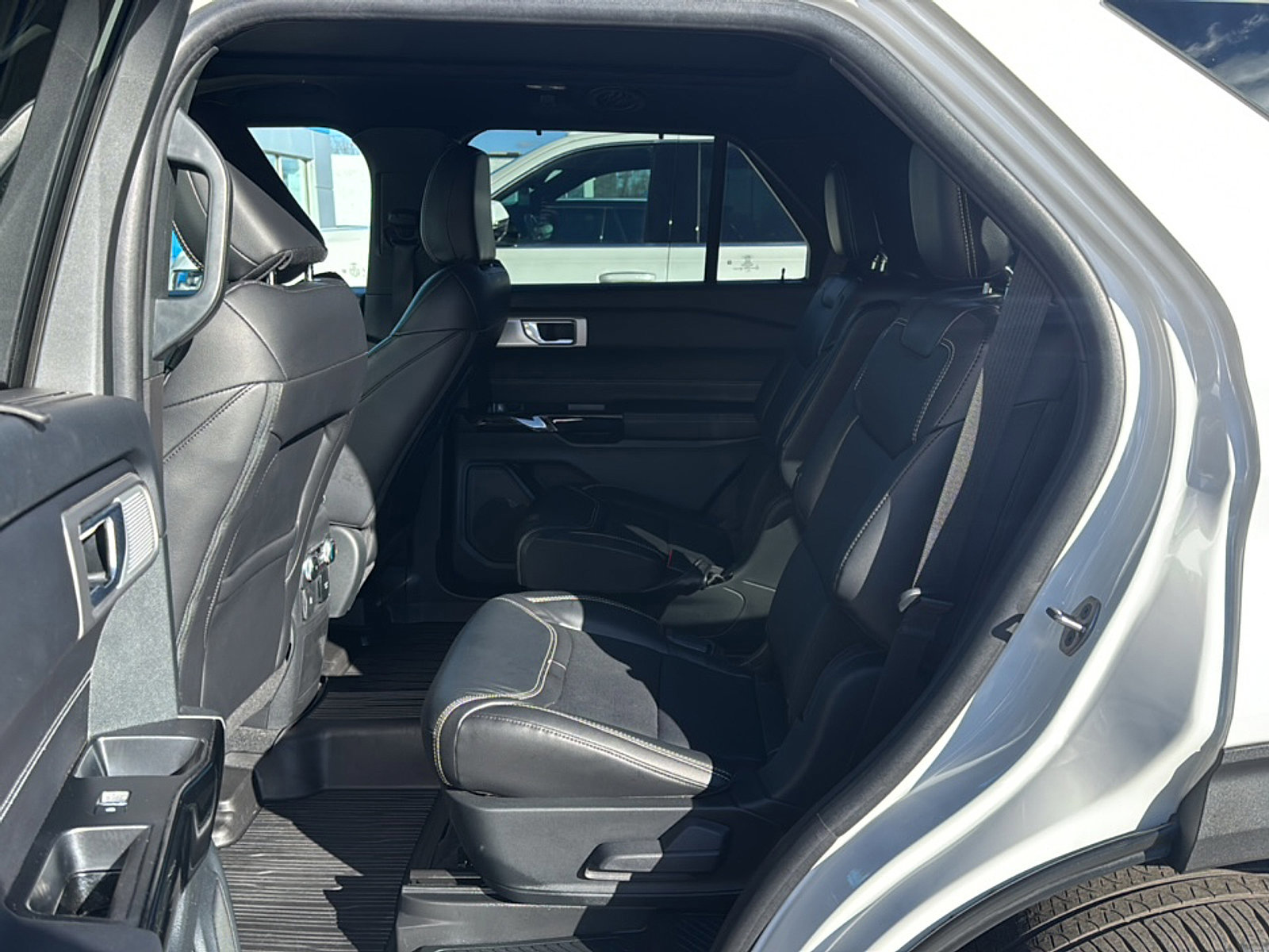 Used 2023 Ford Explorer ST w/ Equipment Group 401A image 21