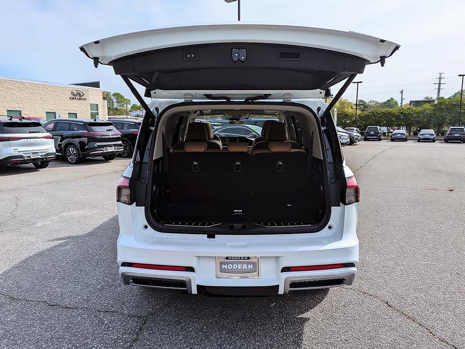 New 2026 INFINITI QX80 Luxe AWD/4WD image 24