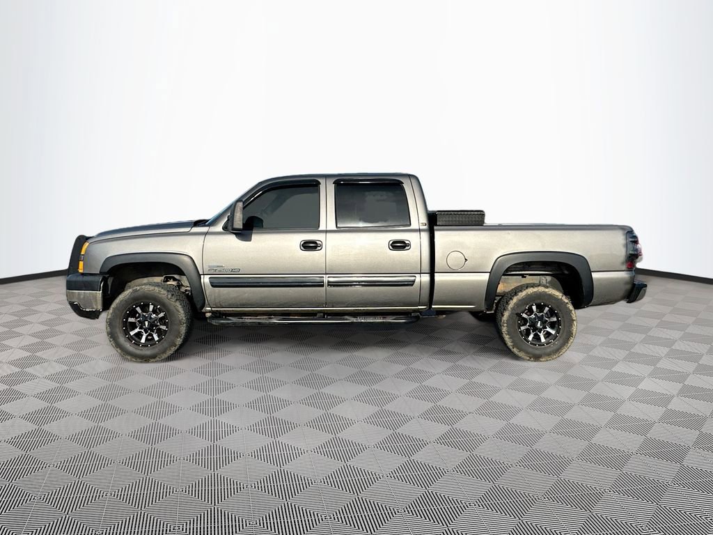 Used 2006 Chevrolet Silverado 2500 LT w/ Heavy-Duty Power Package image 7