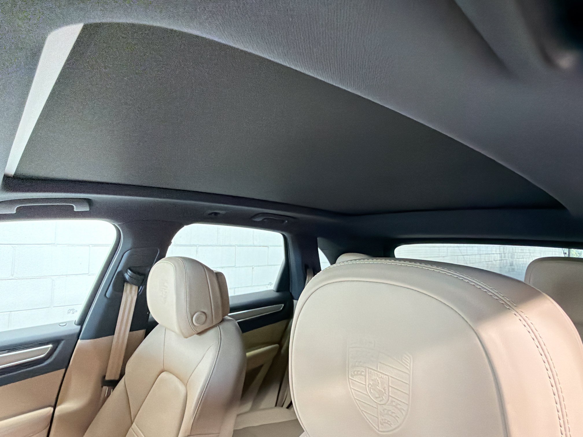 Certified 2023 Porsche Cayenne Platinum Edition AWD/4WD image 26