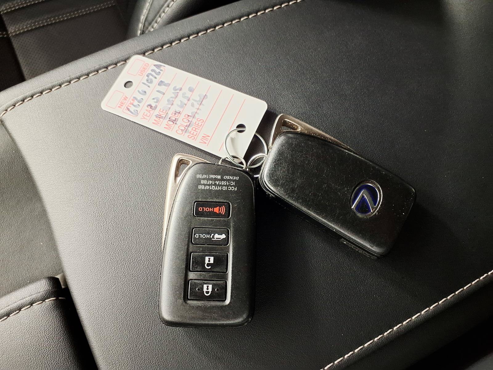 Used 2018 Lexus RX 450hL Luxury w/ Cold Area Package (CT) AWD/4WD image 24