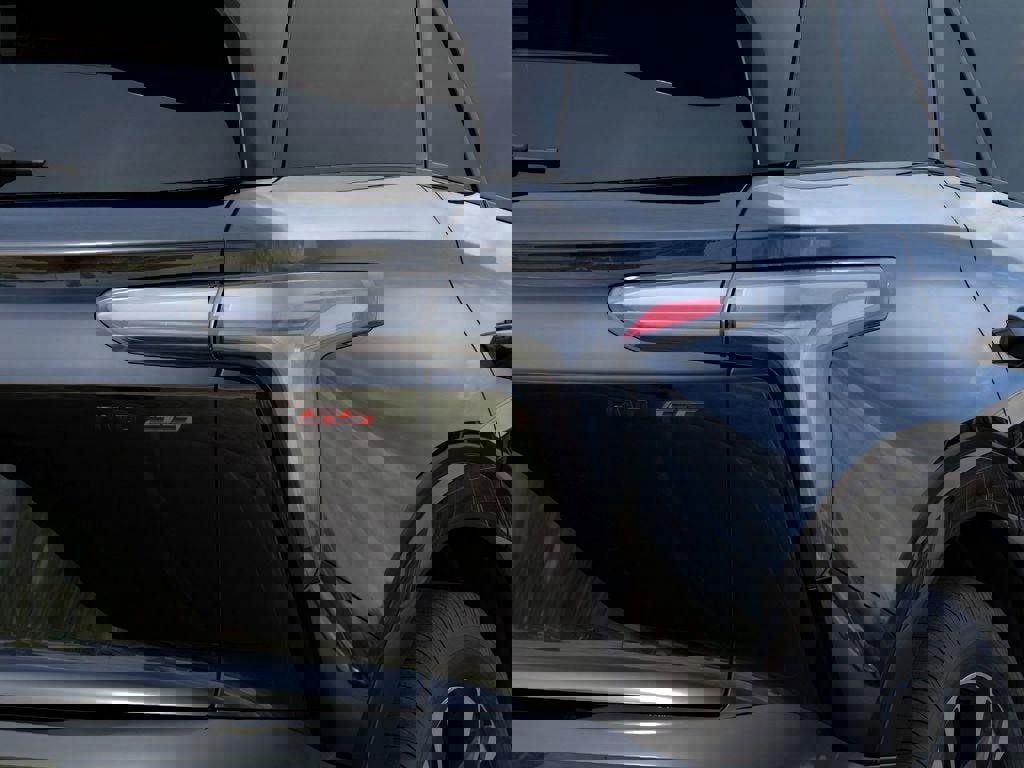 New 2026 Chevrolet Blazer EV SS image 11