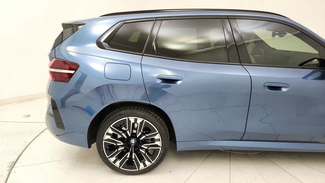 Used 2025 BMW X3 xDrive30i w/ Premium Package image 12