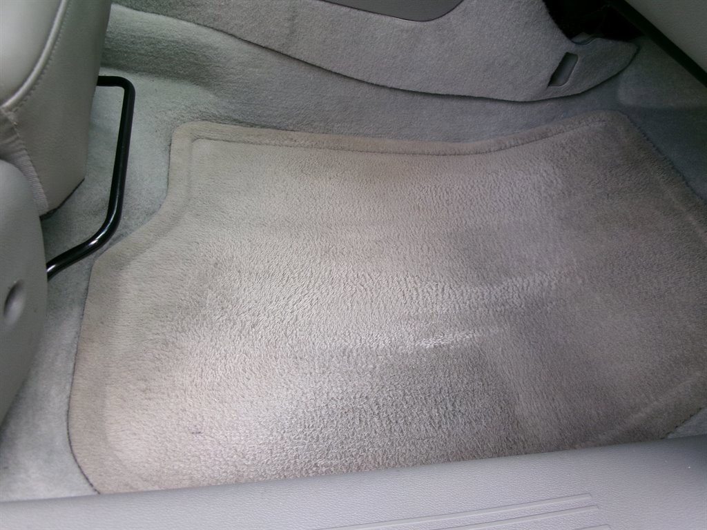 Used 2009 Saturn Aura XR image 23