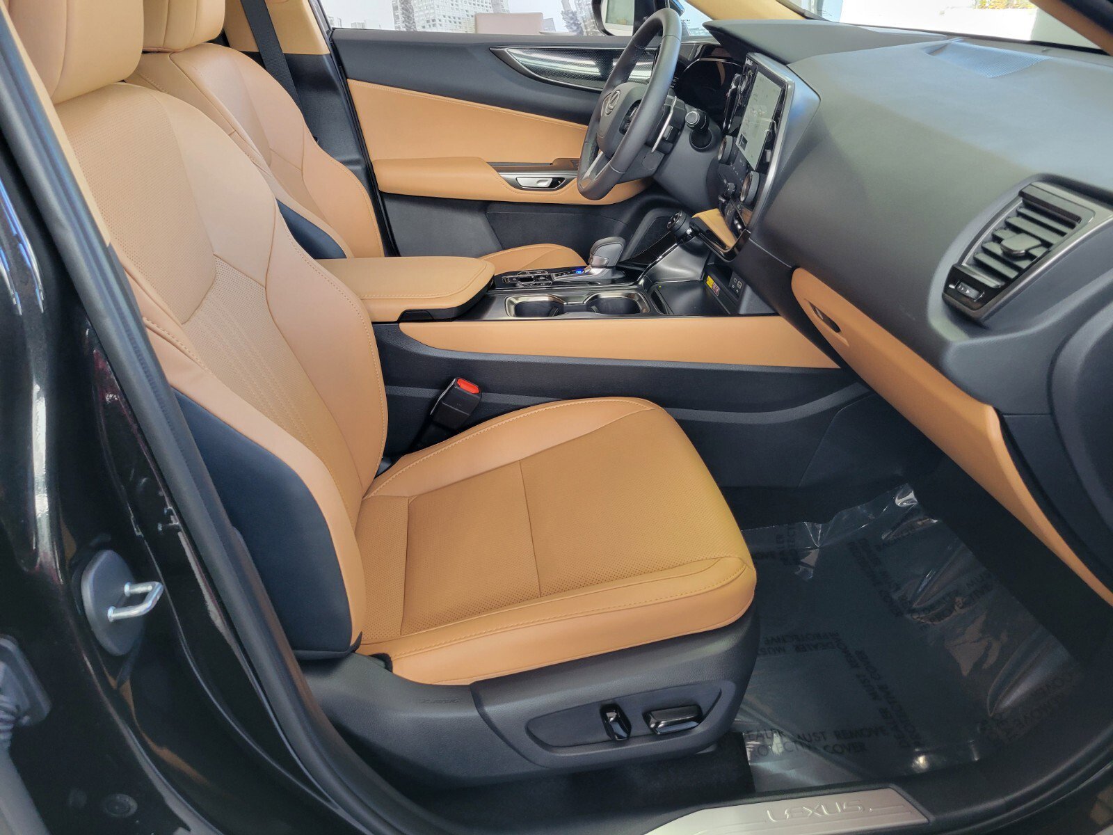 Certified 2026 Lexus NX 350 AWD w/ Accessory Package (Z2) image 17