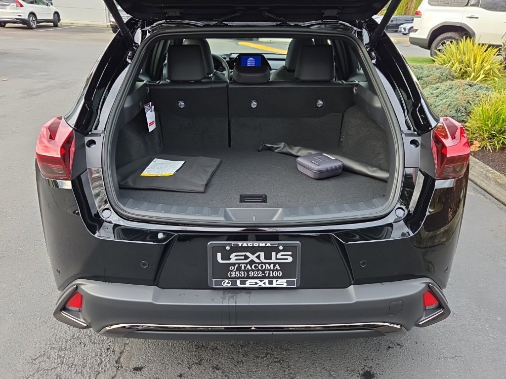 New 2025 Lexus UX 300h AWD image 16