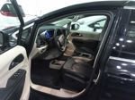 Used 2023 Chrysler Pacifica Touring-L FWD image 25