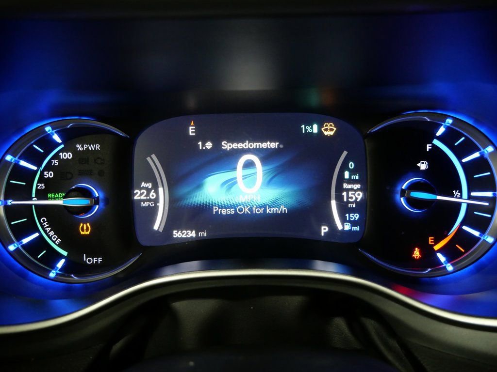 Used 2024 Chrysler Pacifica Select image 15