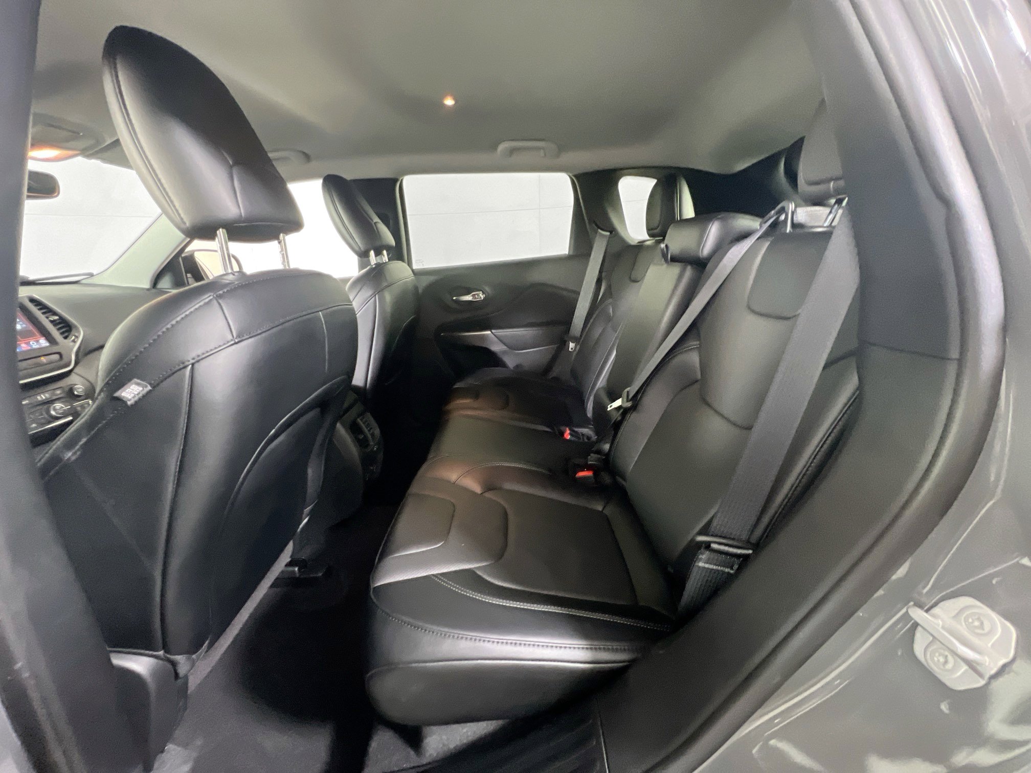 Used 2022 Jeep Cherokee Latitude Lux image 23