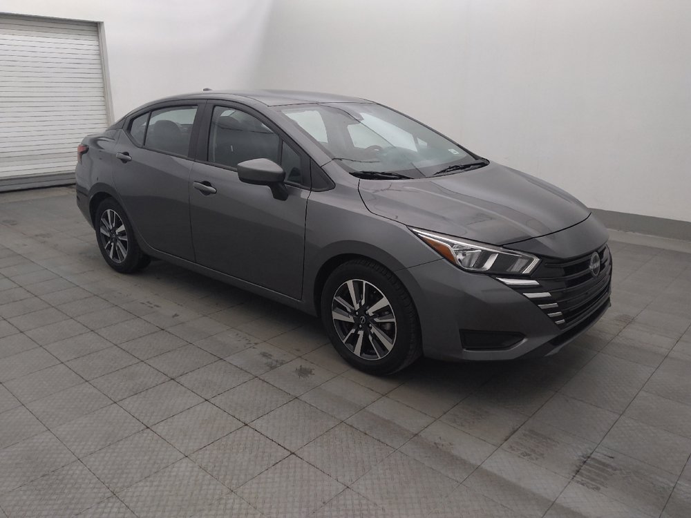 Used 2024 Nissan Versa SV FWD image 11