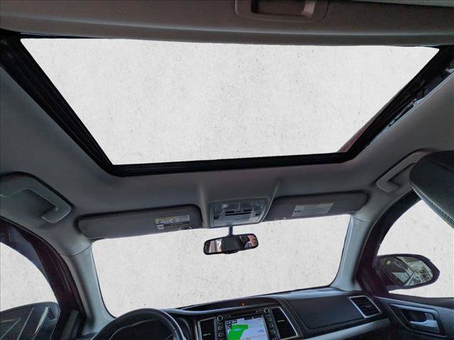 Certified 2016 Toyota Highlander XLE AWD/4WD image 20