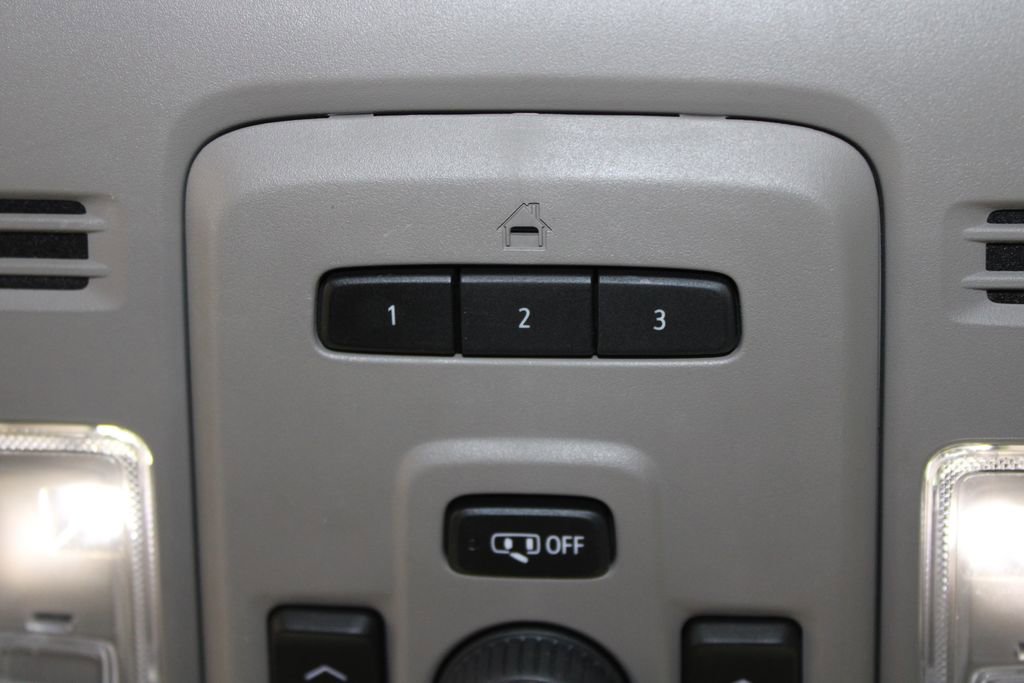 Used 2021 Cadillac Escalade Premium Luxury Platinum w/ Heavy-Duty Trailer Package image 59