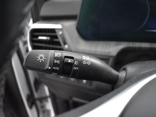 Used 2024 Kia Telluride SX Prestige image 17