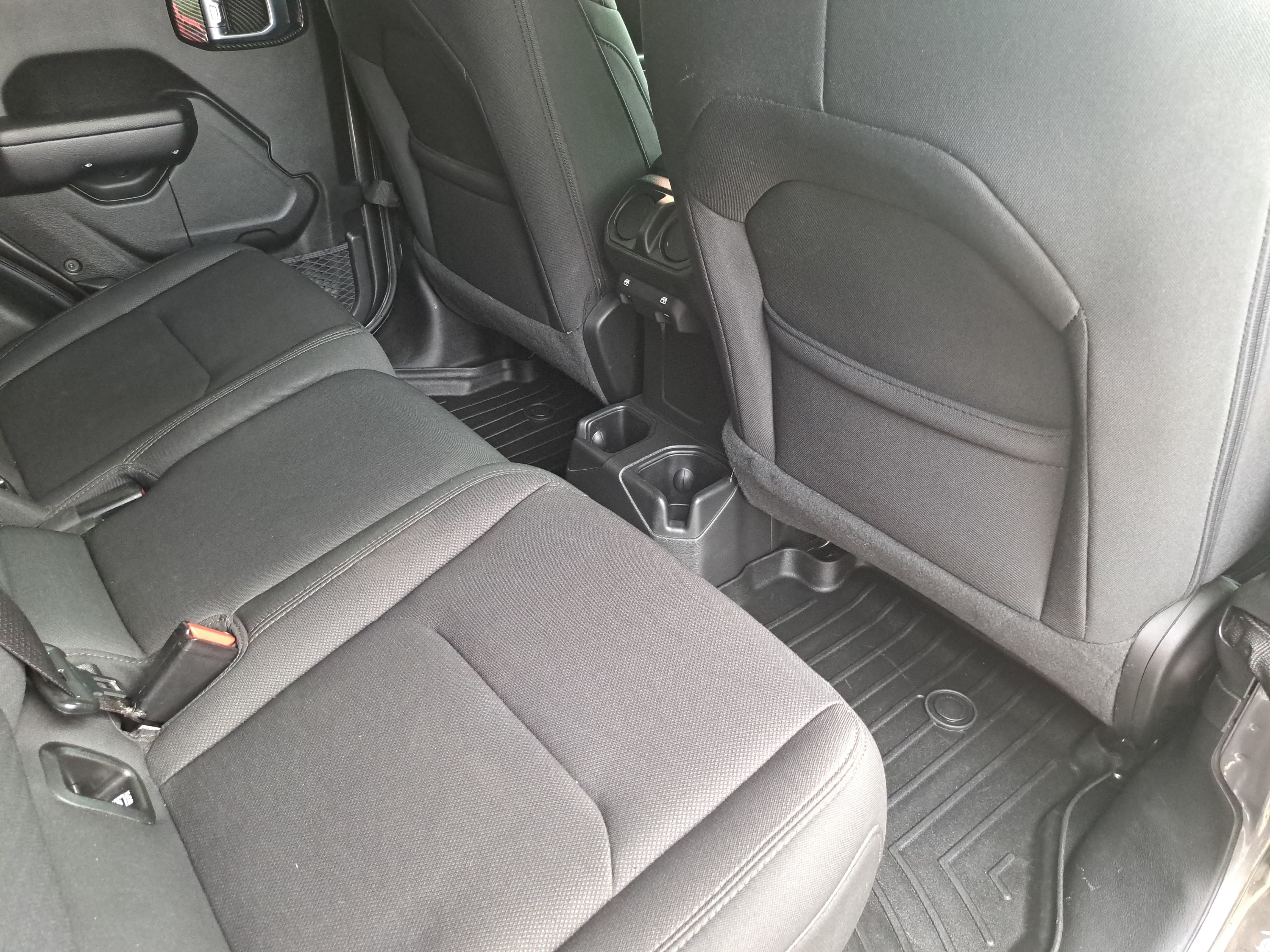 Used 2021 Jeep Gladiator Sport AWD/4WD image 11