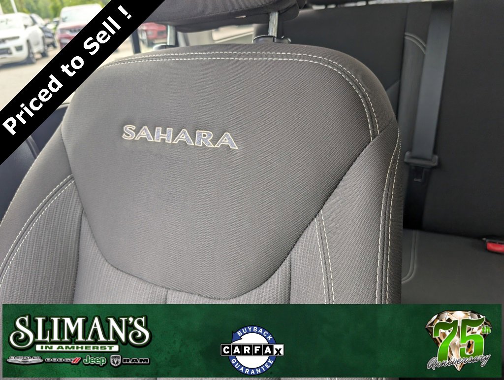 Used 2018 Jeep Wrangler Unlimited Sahara w/ Connectivity Group image 3