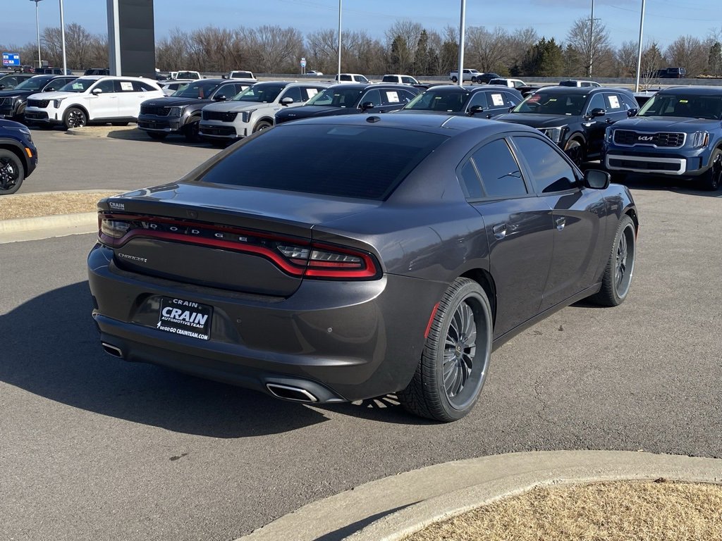 Used 2020 Dodge Charger SXT image 7