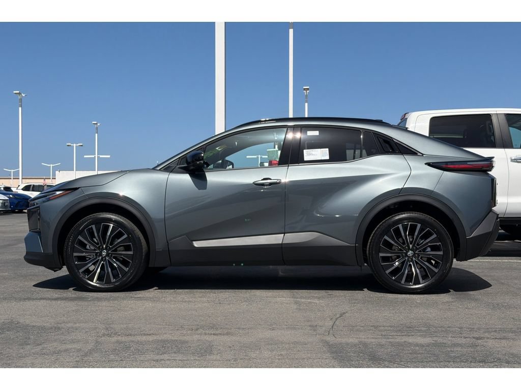 New 2026 Toyota C-HR w/ Cold Weather Package AWD/4WD image 6