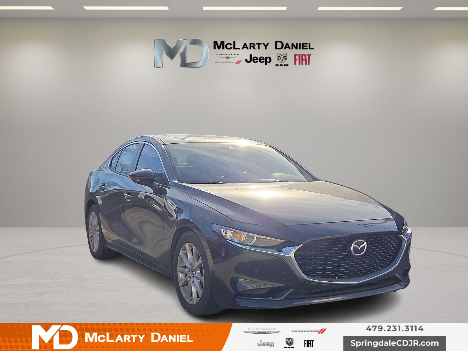 Used 2021 MAZDA MAZDA3 s image 1