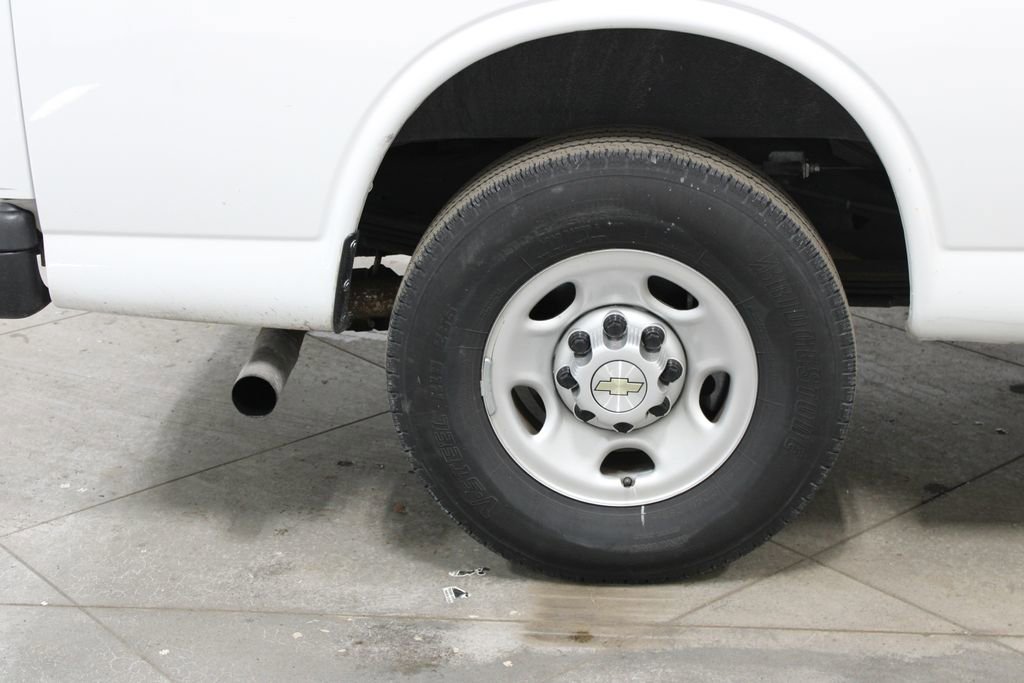 Used 2023 Chevrolet Express 3500 LS image 44