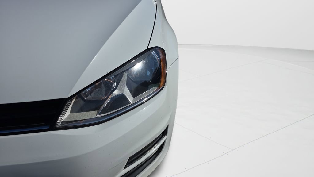 Used 2017 Volkswagen Golf SE FWD image 25