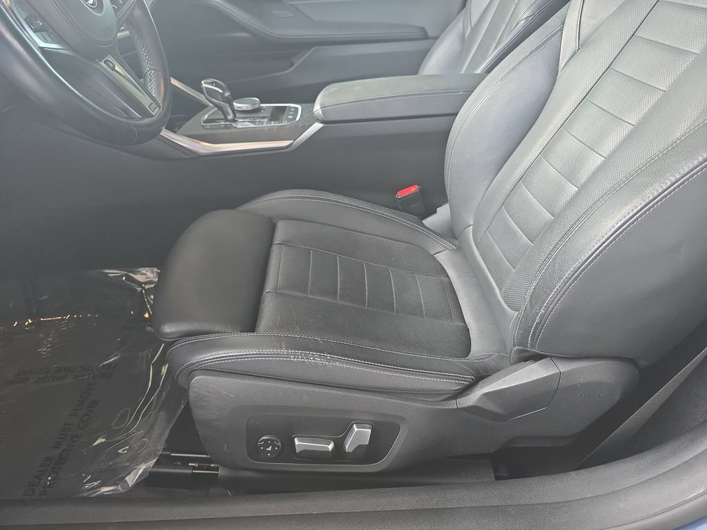 Used 2021 BMW 430i Convertible w/ M Sport Package RWD image 25