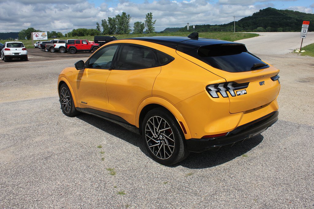 Used 2021 Ford Mustang Mach-E GT w/ GT Performance Edition AWD/4WD image 7